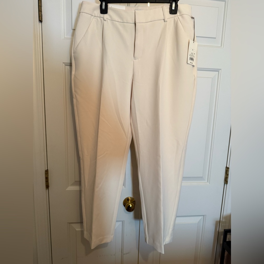 New size 14 a new day trouser ￼